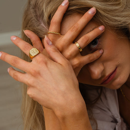 Meteor Square Ring 18K Gold Plated